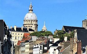 Appartement De 95 M2 Bien Situe